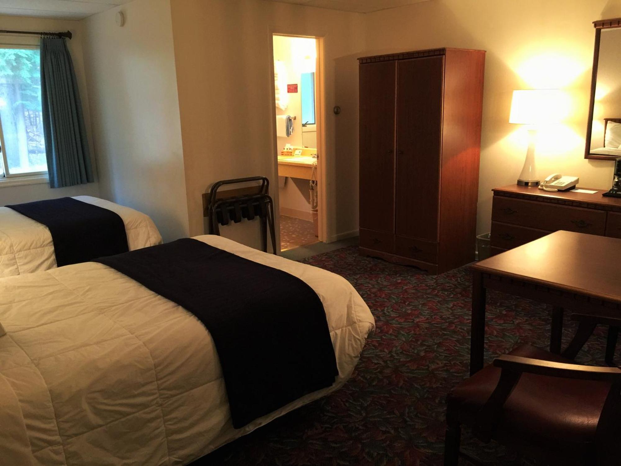 Cedar Motor Inn Marquette Room photo