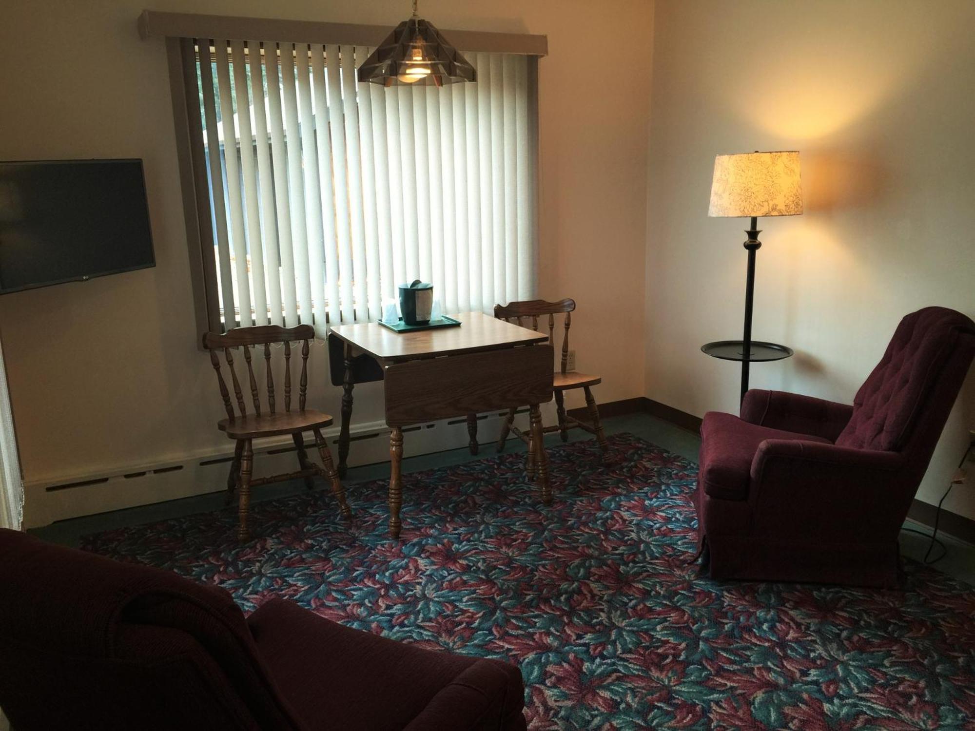 Cedar Motor Inn Marquette Room photo